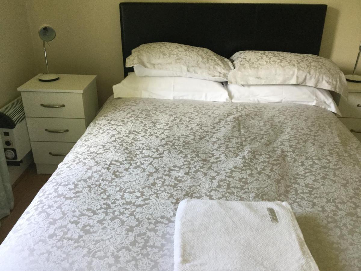 Apartment Adare Luxury Riverside *